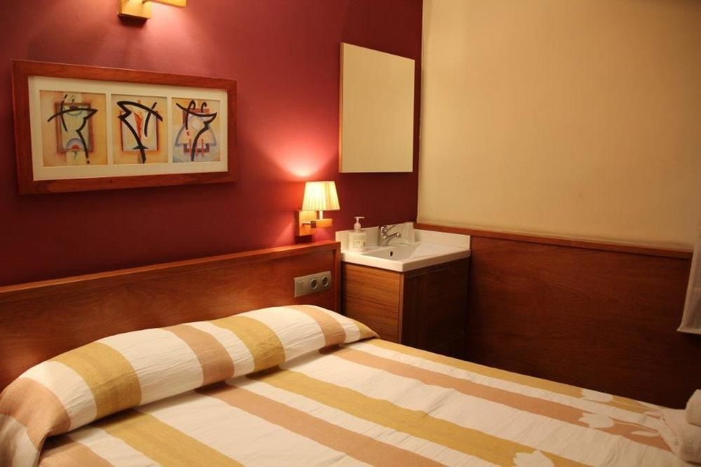 Hostal Fonda Galicia Cardedeu Buitenkant foto